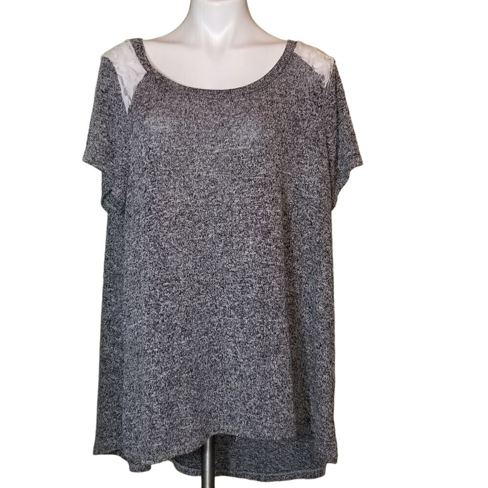 Torrid Womens Short Sleeve Lace Shoulder Knit Blouse Top Gray White Plus Size 2X